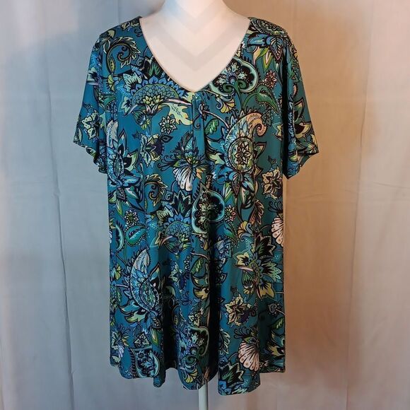 Nanu Paisley V-Neck Top - Picture 7 of 7